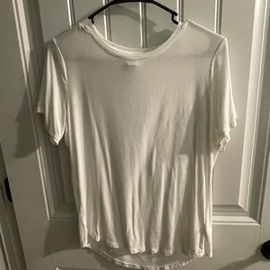 white old navy tee